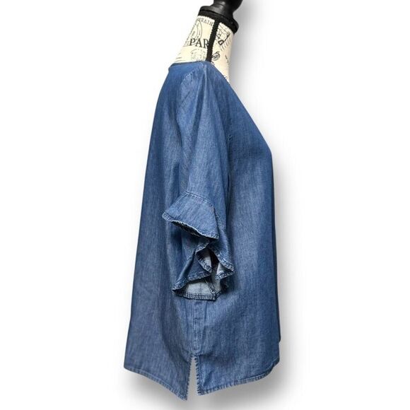 Tres Jolie L Blue Chambray Denim Look Ruffle Sleeve Blouse Boho Feminine Top NWT - Picture 2 of 8